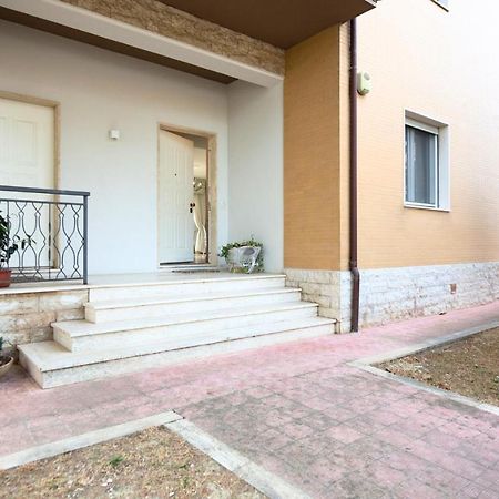 L'Oasi Della Pace - Confortevole E Vicino A Tutto Apartment เคียราวาลเล ภายนอก รูปภาพ
