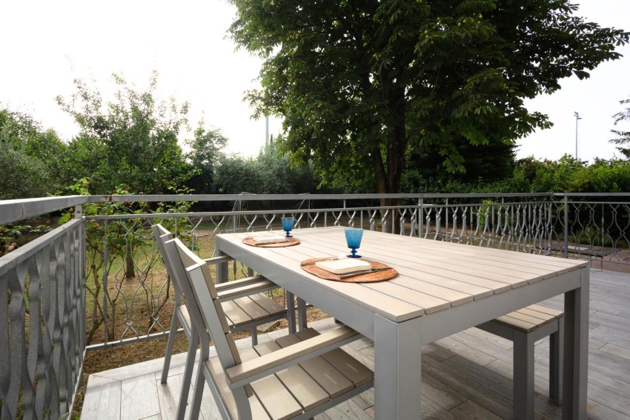 L'Oasi Della Pace - Confortevole E Vicino A Tutto Apartment เคียราวาลเล ภายนอก รูปภาพ